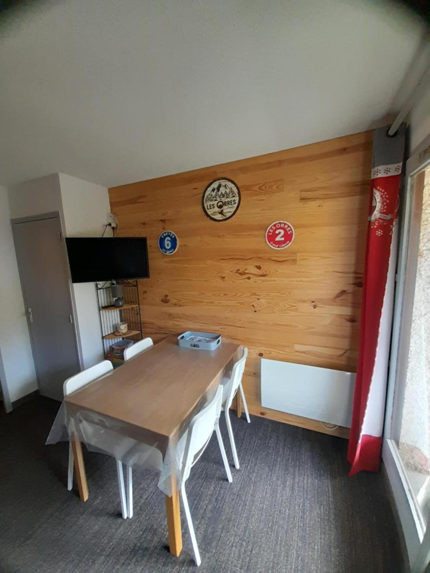 Au Petit Conf'Orres Apartment เลซอร์ ภายนอก รูปภาพ